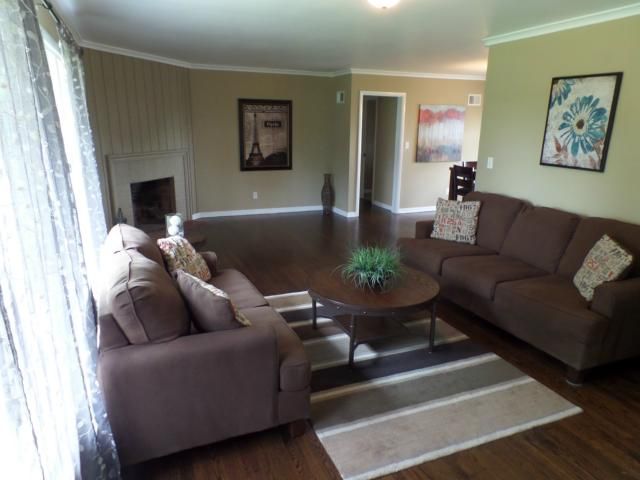 701 E 97 St, Kansas City, MO 64131
