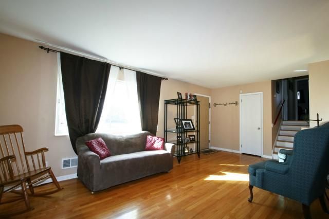 504 E 91st St, Kansas City, MO 64131