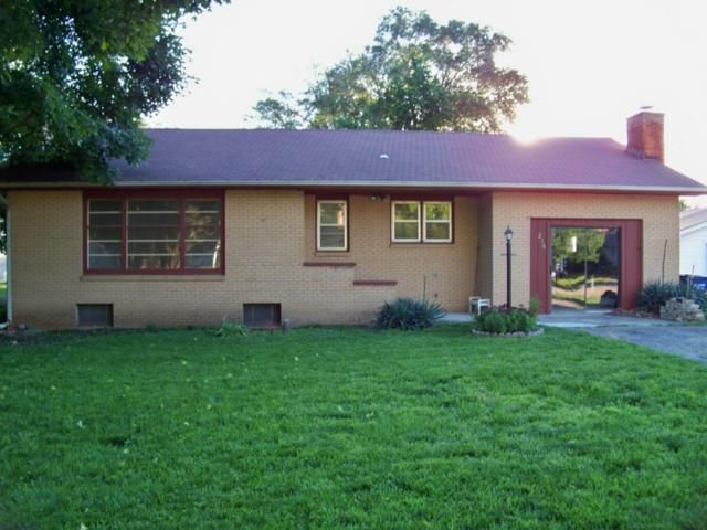 216 Main St, Perry, KS 66073