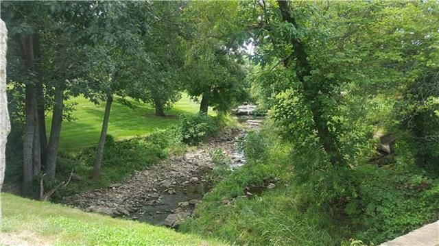 10804 Westgate Rd, Overland Park, KS 66210