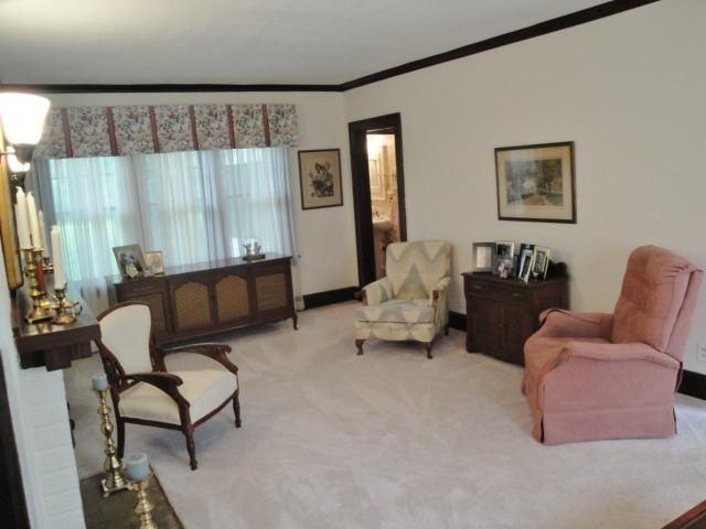 824 W 5th St, Ottawa, KS 66067