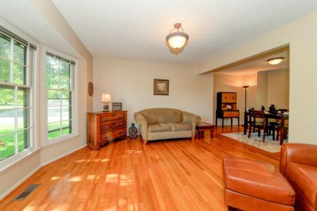 15768 Beverly St, Overland Park, KS 66223