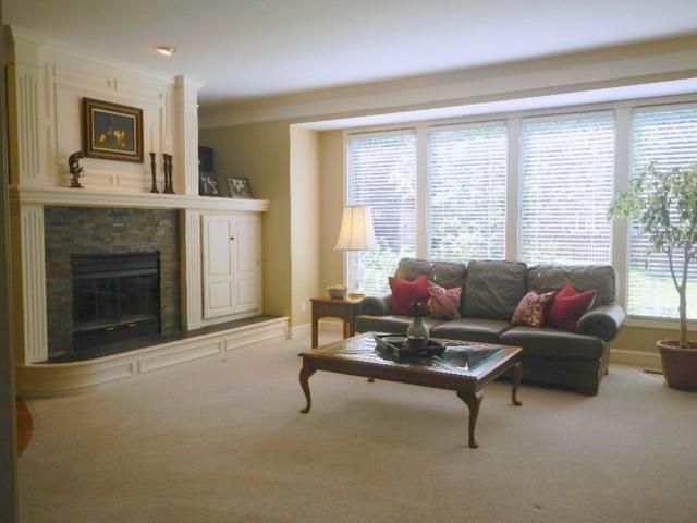 14764 Benson St, Overland Park, KS 66221