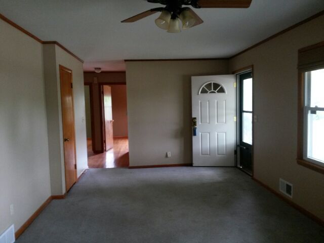 7904 E 100th St, Kansas City, MO 64134