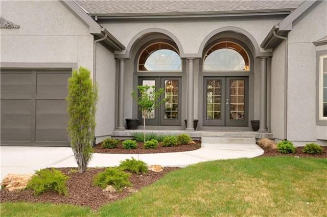 15628 Windsor St, Overland Park, KS 66224