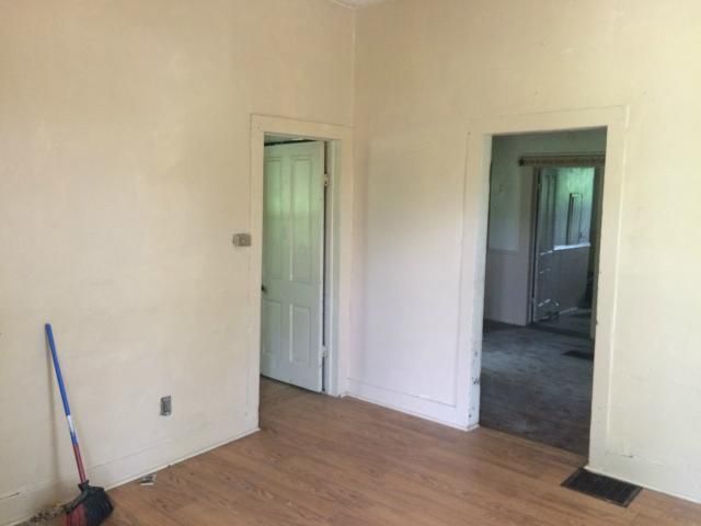 513 S 18th St, St Joseph, MO 64501