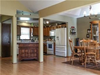 817 Cosby St, Liberty, MO 64068