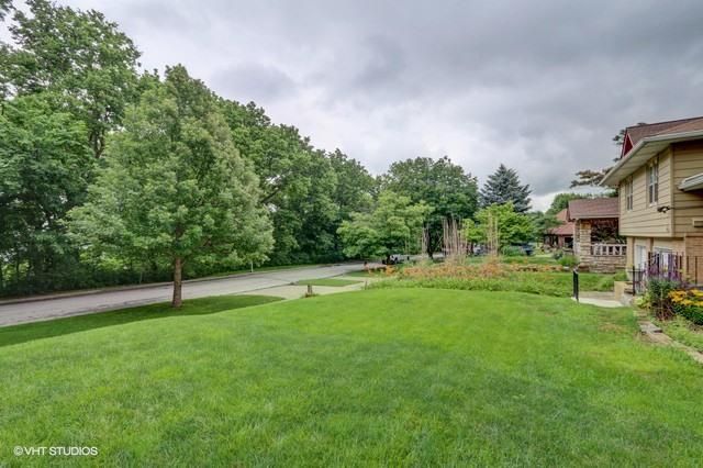 3623 Sunrise Dr, Kansas City, MO 64123