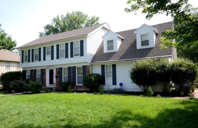 10023 Connell Dr, Overland Park, KS 66212