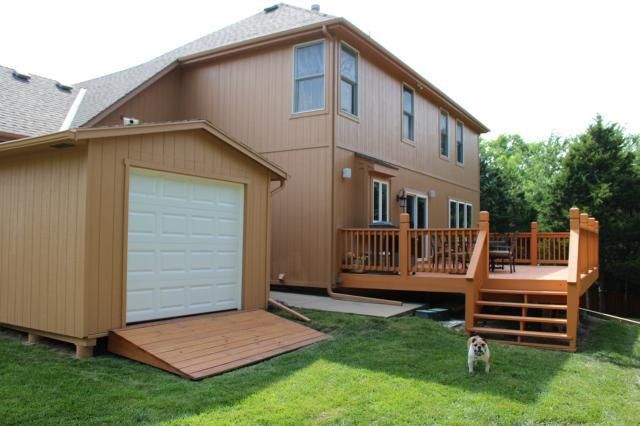 15706 E 76th St, Kansas City, MO 64139