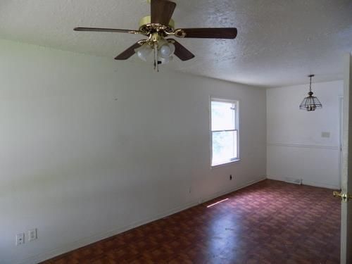 3532 Spruce Ave, Kansas City, MO 64128
