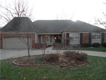 600 SW White Ridge Dr, Lee's Summit, MO 64081