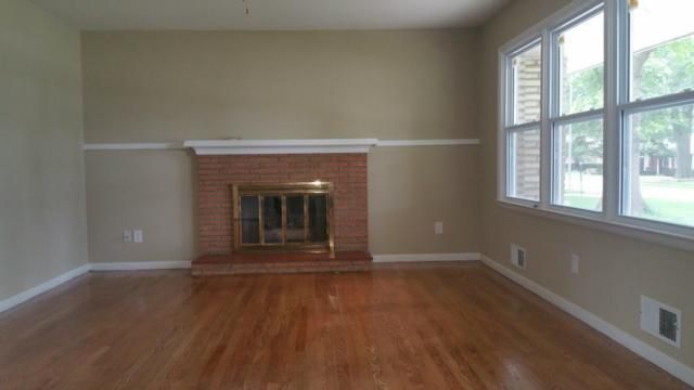 10200 Forest Ave, Kansas City, MO 64131