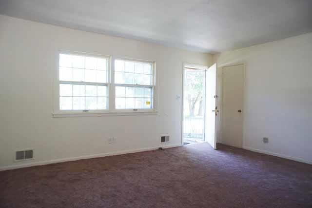 7617 E 52nd St, Kansas City, MO 64129