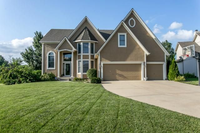 14405 Bluejacket St, Overland Park, KS 66221