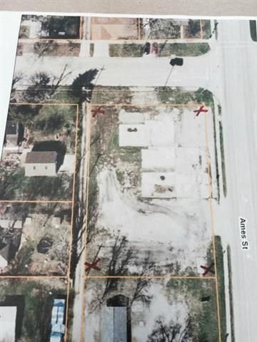 715 Ames St, Baldwin City, KS 66006