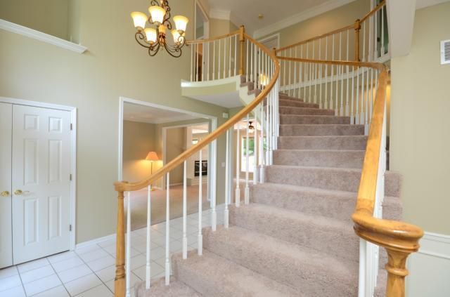 7567 Bell Rd, Shawnee, KS 66217