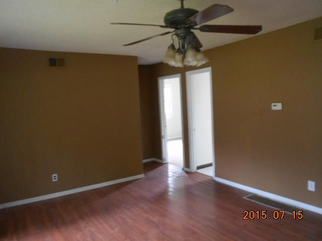 17126 Monte Verde Dr, Belton, MO 64012