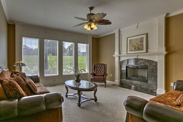 9711 W 145th Ter, Overland Park, KS 66221