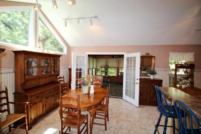 503 E 120th St, Kansas City, MO 64145