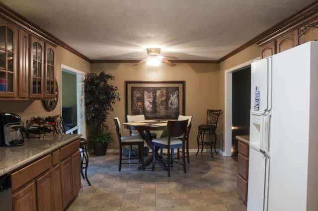2204 E 125th St, Kansas City, MO 64146
