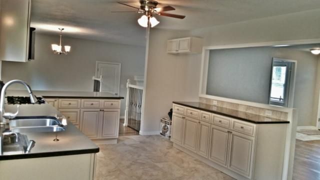 10200 Roe Ave, Overland Park, KS 66207