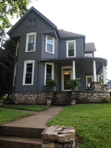 1126 N Spring St, Independence, MO 64050