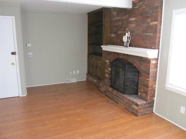 7903 N Euclid Ave, Kansas City, MO 64118