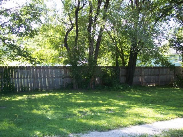 36209 E Church Rd, Oak Grove, MO 64075