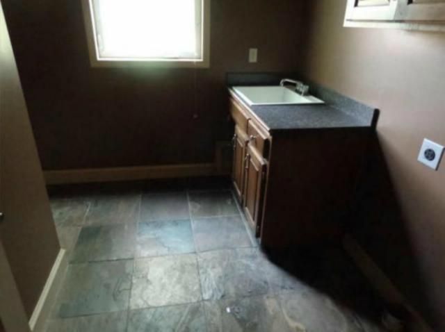 22406 W 59th St, Shawnee, KS 66226