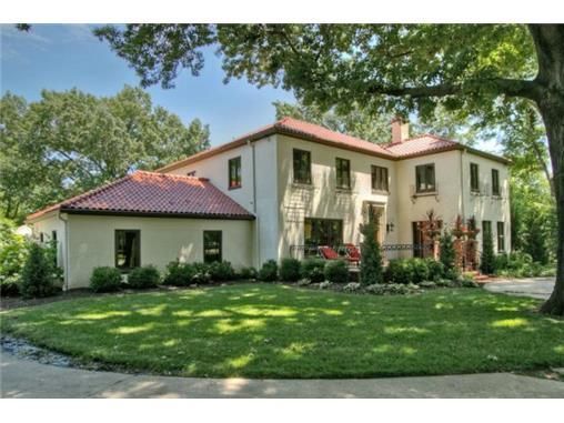 5400 W 99th Ter, Overland Park, KS 66207