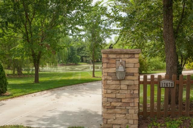 17670 Bluejacket St, Overland Park, KS 66221