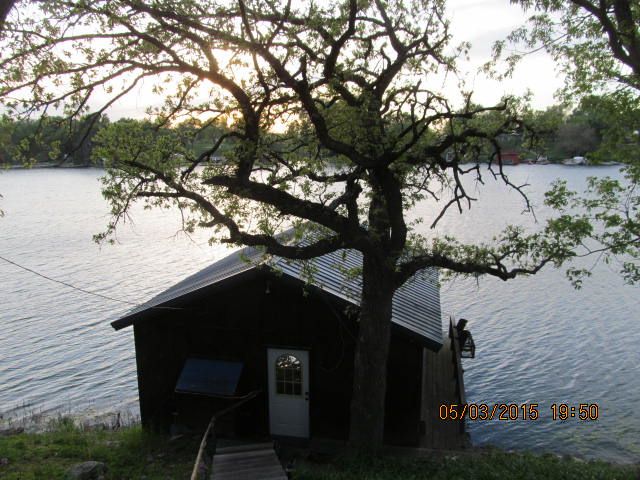262 Ponderosa Point, Alma, KS 66401