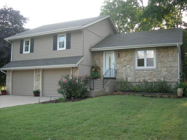7600 N Rhode Ave, Kansas City, MO 64152