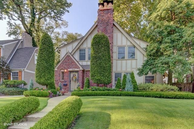 624 W 70th St, Kansas City, MO 64113