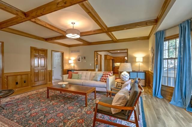 10561 Bluejacket St, Overland Park, KS 66214