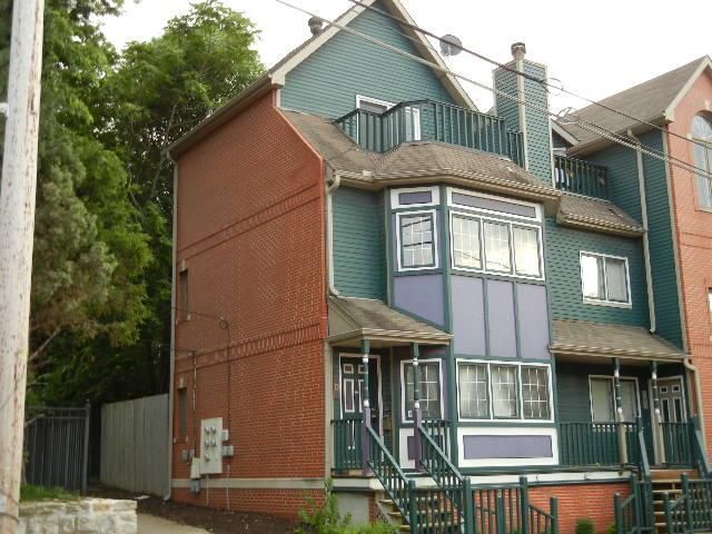 209 E 30 St, Kansas City, MO 64108