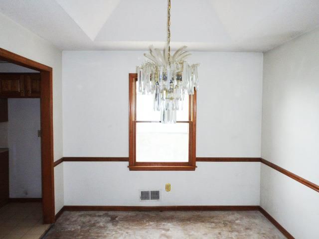 3612 E 104th St, Kansas City, MO 64137