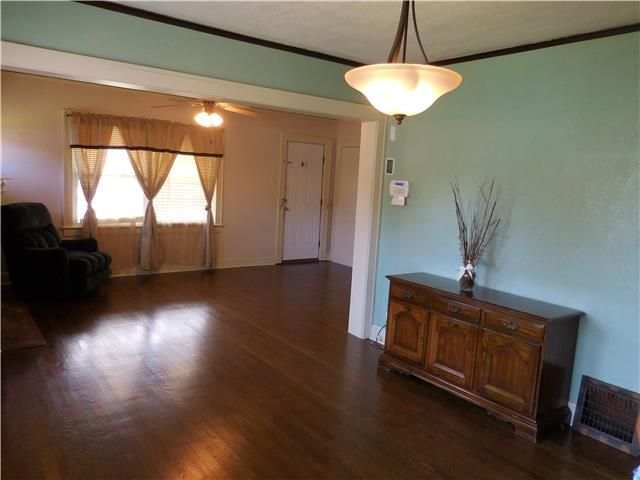 4236 St John Ave, Kansas City, MO 64123