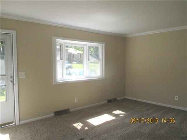 7924 NE 55th St, Kansas City, MO 64119