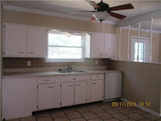 7924 NE 55th St, Kansas City, MO 64119