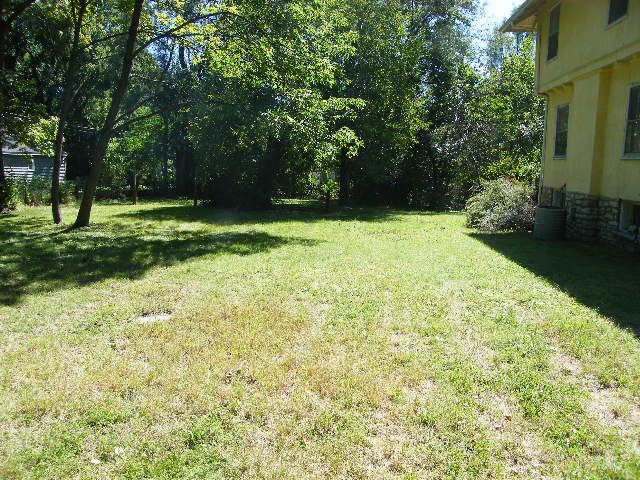 1545 E 75th St, Kansas City, MO 64131