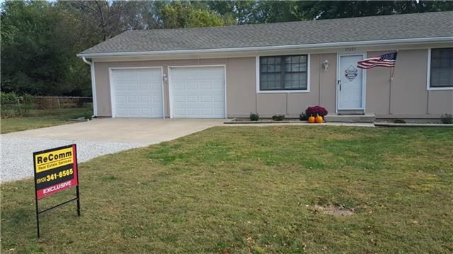 17207 S Benton Dr, Belton, MO 64012