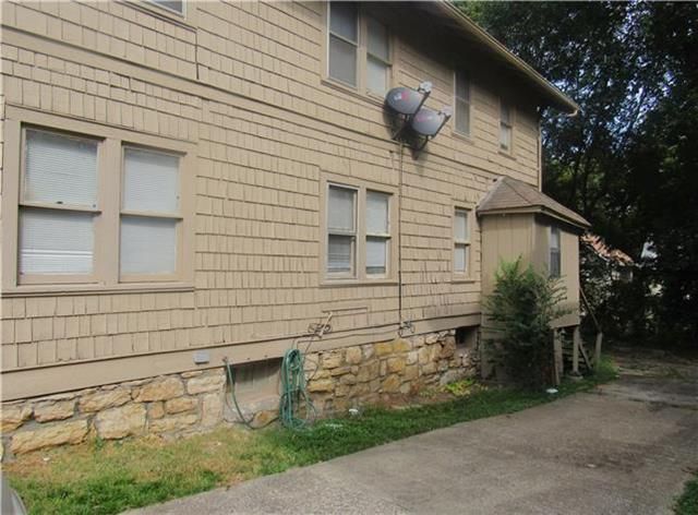 323 Spruce Ave, Kansas City, MO 64124