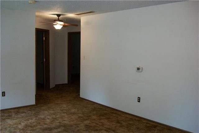 409 Benton St, Pleasant Hill, MO 64080