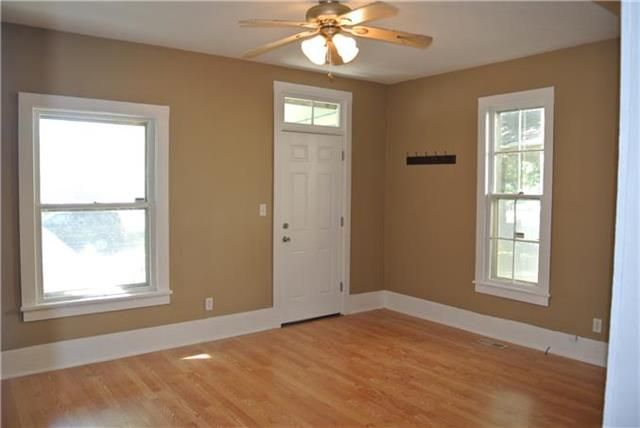1130 Rhode Island St, Lawrence, KS 66044