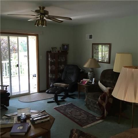 11833 E 47th Ter, Kansas City, MO 64133