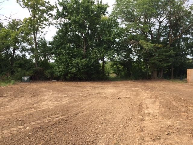 1800 Archer Dr, Raymore, MO 64083
