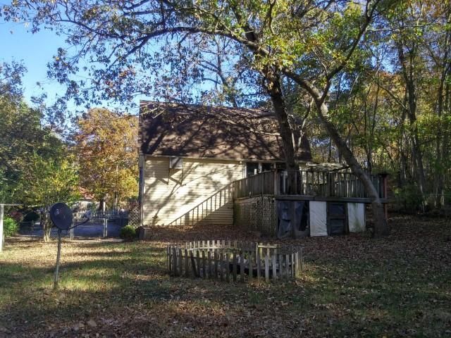 8747 Cozy Ln, Ozawkie, KS 66070