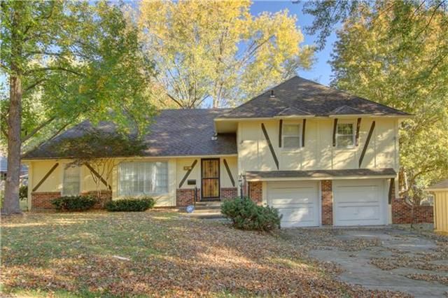 46 E 107th Ter, Kansas City, MO 64114